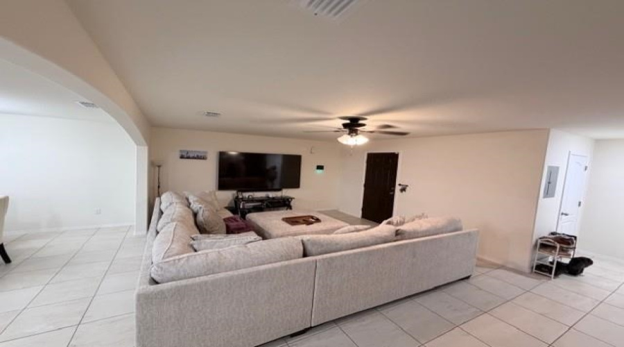 1311 Port Texas Dr., Laredo, Texas 78045, 3 Bedrooms Bedrooms, 3 Rooms Rooms,2 BathroomsBathrooms,Residential,For Sale,1311 Port Texas Dr.,20261056