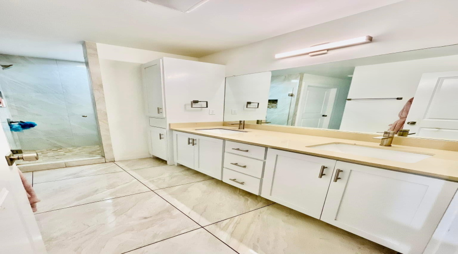 403 Graneros Ave., Laredo, Texas 78046, 4 Bedrooms Bedrooms, 6 Rooms Rooms,2 BathroomsBathrooms,Residential,For Sale,403 Graneros Ave.,20261057