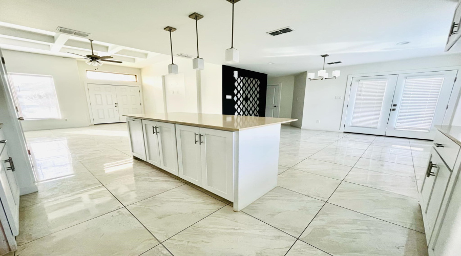 403 Graneros Ave., Laredo, Texas 78046, 4 Bedrooms Bedrooms, 6 Rooms Rooms,2 BathroomsBathrooms,Residential,For Sale,403 Graneros Ave.,20261057