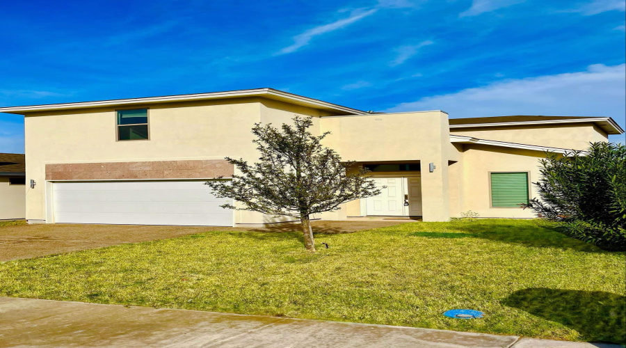 403 Graneros Ave., Laredo, Texas 78046, 4 Bedrooms Bedrooms, 6 Rooms Rooms,2 BathroomsBathrooms,Residential,For Rent,403 Graneros Ave.,20261058