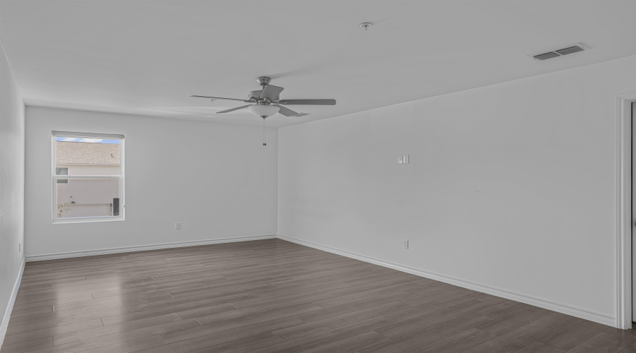 9915 Kaspar Dr., Laredo, Texas 78045, 3 Bedrooms Bedrooms, 5 Rooms Rooms,3 BathroomsBathrooms,Residential,For Sale,9915 Kaspar Dr.,20261059