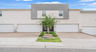 9915 Kaspar Dr., Laredo, Texas 78045, 3 Bedrooms Bedrooms, 5 Rooms Rooms,3 BathroomsBathrooms,Residential,For Sale,9915 Kaspar Dr.,20261059