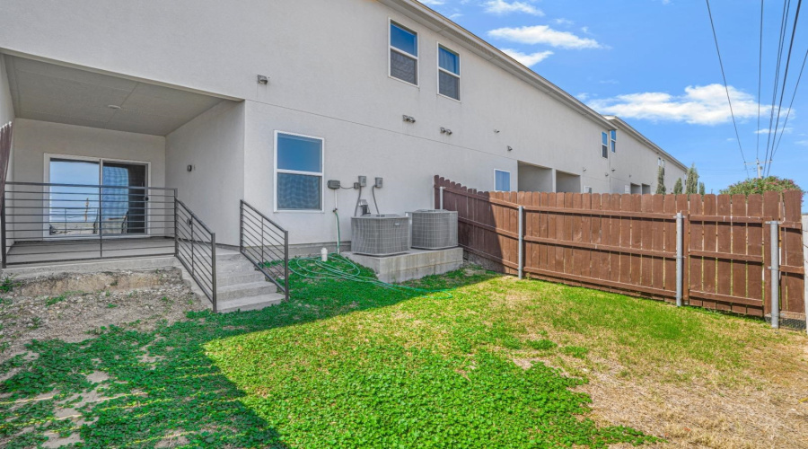 9915 Kaspar Dr., Laredo, Texas 78045, 3 Bedrooms Bedrooms, 5 Rooms Rooms,3 BathroomsBathrooms,Residential,For Sale,9915 Kaspar Dr.,20261059