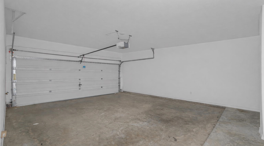 9915 Kaspar Dr., Laredo, Texas 78045, 3 Bedrooms Bedrooms, 5 Rooms Rooms,3 BathroomsBathrooms,Residential,For Sale,9915 Kaspar Dr.,20261059