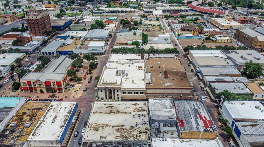 419 Flores Ave, Laredo, Texas 78040, 1 Room Rooms,2 BathroomsBathrooms,Commercial retail/office,For Rent,419 Flores Ave,20261075