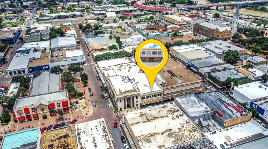 419 Flores Ave, Laredo, Texas 78040, 1 Room Rooms,2 BathroomsBathrooms,Commercial retail/office,For Rent,419 Flores Ave,20261075
