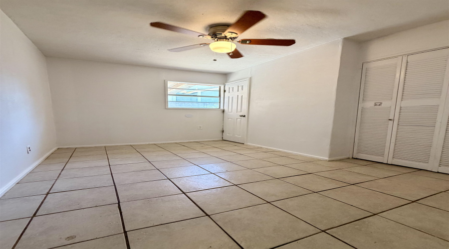 2717 Santa Clara St, Laredo, Texas 78046, 3 Bedrooms Bedrooms, 5 Rooms Rooms,2 BathroomsBathrooms,Residential,For Sale,2717 Santa Clara St,20261064