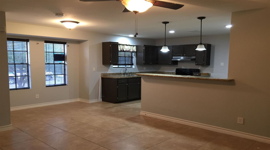 139 Kennedy Lp, Laredo, Texas 78046, 3 Bedrooms Bedrooms, 5 Rooms Rooms,1 BathroomBathrooms,Residential,For Rent,139 Kennedy Lp,20261067