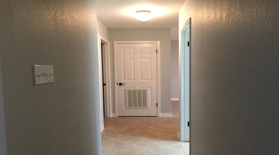 139 Kennedy Lp, Laredo, Texas 78046, 3 Bedrooms Bedrooms, 5 Rooms Rooms,1 BathroomBathrooms,Residential,For Rent,139 Kennedy Lp,20261067