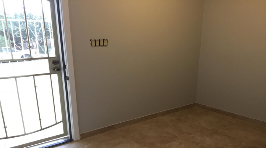 139 Kennedy Lp, Laredo, Texas 78046, 3 Bedrooms Bedrooms, 5 Rooms Rooms,1 BathroomBathrooms,Residential,For Rent,139 Kennedy Lp,20261067