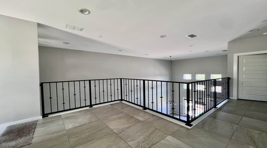 9653 McPherson Rd, Laredo, Texas 78045, 3 Bedrooms Bedrooms, 7 Rooms Rooms,2 BathroomsBathrooms,Residential,For Rent,9653 McPherson Rd,20261068