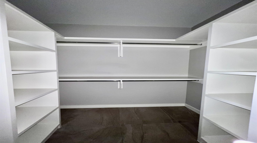 9653 McPherson Rd, Laredo, Texas 78045, 3 Bedrooms Bedrooms, 7 Rooms Rooms,2 BathroomsBathrooms,Residential,For Rent,9653 McPherson Rd,20261068