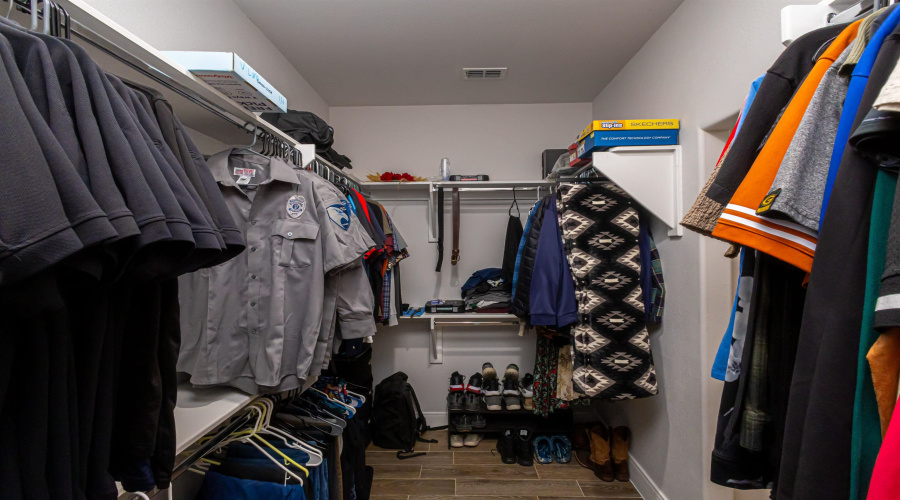 626 Journey Loop, Laredo, Texas 78045, 3 Bedrooms Bedrooms, 6 Rooms Rooms,2 BathroomsBathrooms,Residential,For Sale,626 Journey Loop,20261070