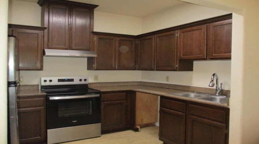 10706 International Blvd, Laredo, Texas 78045, 2 Bedrooms Bedrooms, 4 Rooms Rooms,2 BathroomsBathrooms,Residential,For Rent,10706 International Blvd,20261071