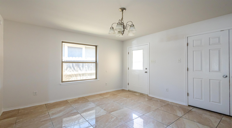 4307 Melissa Dr, Laredo, Texas 78046, 4 Bedrooms Bedrooms, 6 Rooms Rooms,2 BathroomsBathrooms,Residential,For Sale,4307 Melissa Dr,20261072