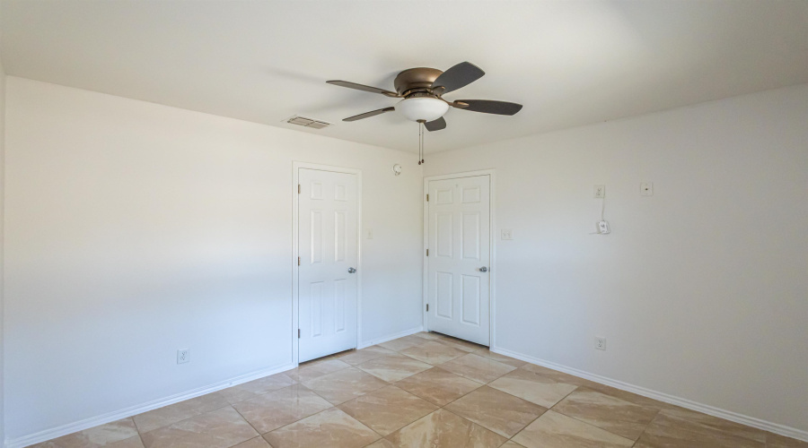 4307 Melissa Dr, Laredo, Texas 78046, 4 Bedrooms Bedrooms, 6 Rooms Rooms,2 BathroomsBathrooms,Residential,For Sale,4307 Melissa Dr,20261072