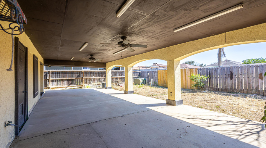 4307 Melissa Dr, Laredo, Texas 78046, 4 Bedrooms Bedrooms, 6 Rooms Rooms,2 BathroomsBathrooms,Residential,For Sale,4307 Melissa Dr,20261072