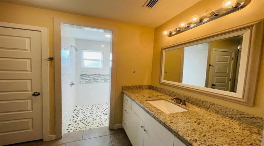 1613 Rene Solis Dr., LAREDO, Texas 78046, 3 Bedrooms Bedrooms, 4 Rooms Rooms,2 BathroomsBathrooms,Residential,For Rent,1613 Rene Solis Dr.,20261073