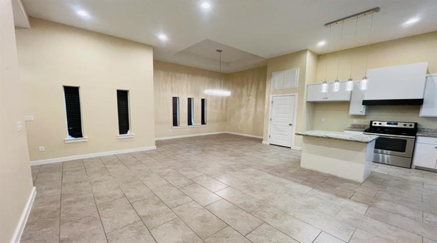 1613 Rene Solis Dr., LAREDO, Texas 78046, 3 Bedrooms Bedrooms, 4 Rooms Rooms,2 BathroomsBathrooms,Residential,For Rent,1613 Rene Solis Dr.,20261073