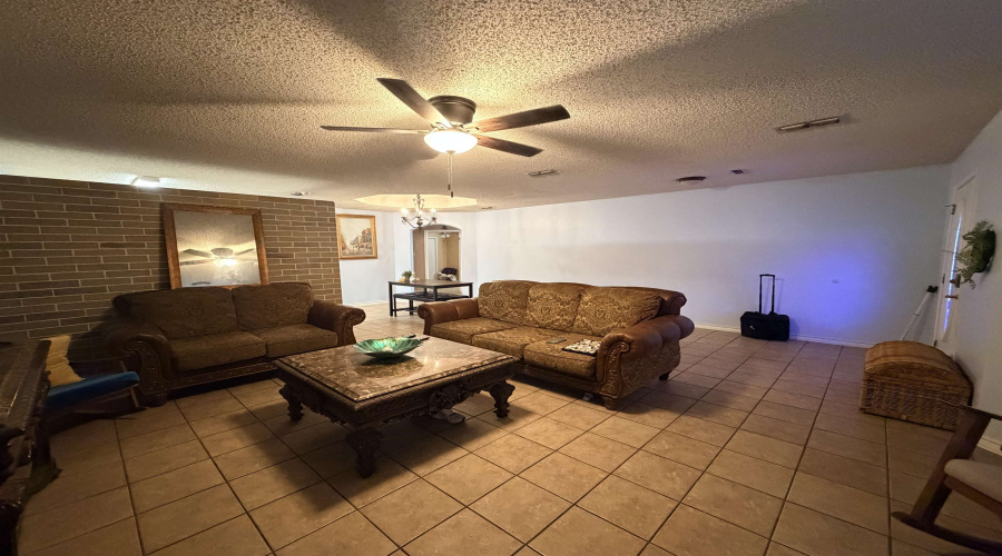 307 Hancock Ct, Laredo, Texas 78046, 3 Bedrooms Bedrooms, 6 Rooms Rooms,2 BathroomsBathrooms,Residential,For Rent,307 Hancock Ct,20261077