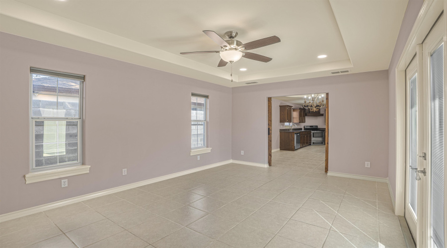 8710 Allegheny St, laredo, Texas 78045, 3 Bedrooms Bedrooms, 6 Rooms Rooms,2 BathroomsBathrooms,Residential,For Sale,8710 Allegheny St,20261078