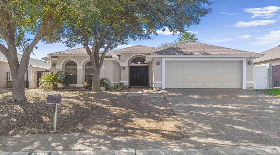 8710 Allegheny St, laredo, Texas 78045, 3 Bedrooms Bedrooms, 6 Rooms Rooms,2 BathroomsBathrooms,Residential,For Sale,8710 Allegheny St,20261078