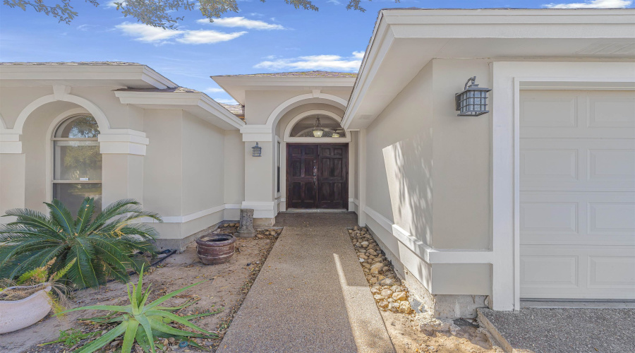 8710 Allegheny St, laredo, Texas 78045, 3 Bedrooms Bedrooms, 6 Rooms Rooms,2 BathroomsBathrooms,Residential,For Sale,8710 Allegheny St,20261078