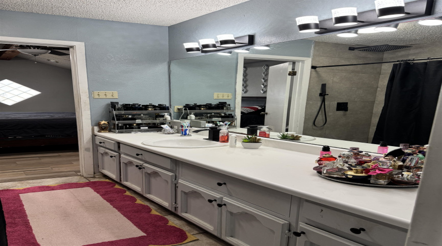 605 Atlanta Dr, Laredo, Texas 78045, 3 Bedrooms Bedrooms, 5 Rooms Rooms,2 BathroomsBathrooms,Residential,For Rent,605 Atlanta Dr,20261081