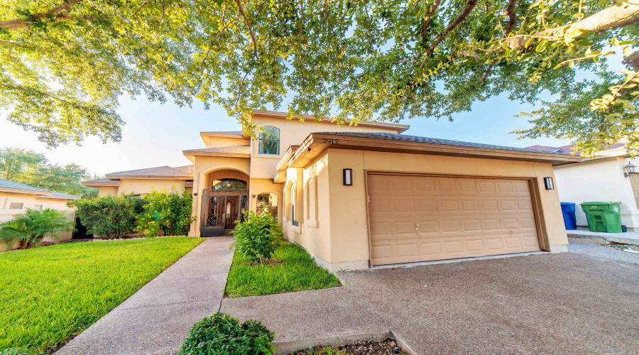 2912 Sundance Lp, Laredo, Texas 78045, 3 Bedrooms Bedrooms, 6 Rooms Rooms,2 BathroomsBathrooms,Residential,For Sale,2912 Sundance Lp,20261082