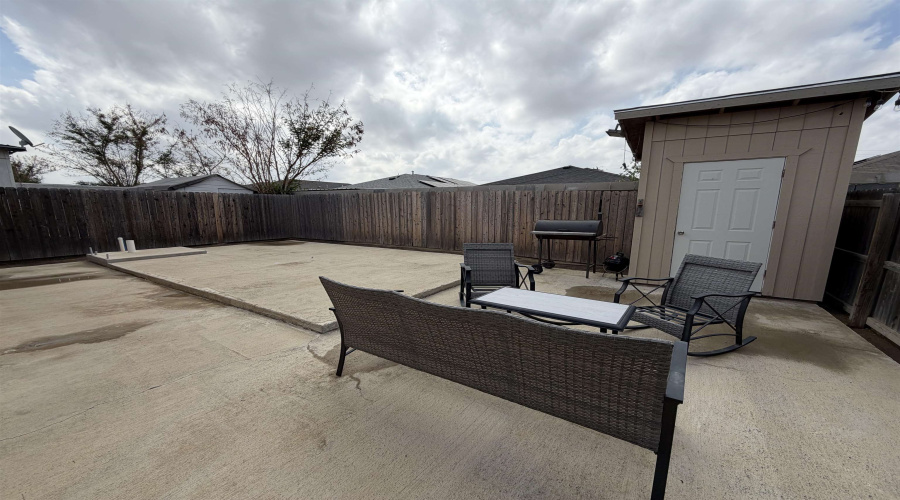 17224 Running Doe St, Laredo, Texas 78045, 3 Bedrooms Bedrooms, 6 Rooms Rooms,2 BathroomsBathrooms,Residential,For Sale,17224 Running Doe St,20261083