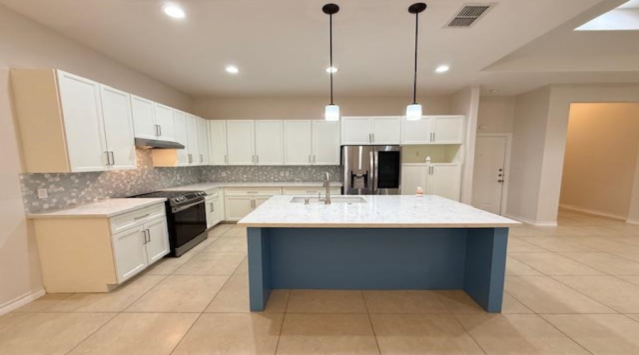 409 Glen Cook Dr., Laredo, Texas 78045-0000, 3 Bedrooms Bedrooms, 6 Rooms Rooms,2 BathroomsBathrooms,Residential,For Sale,409 Glen Cook Dr.,20261084