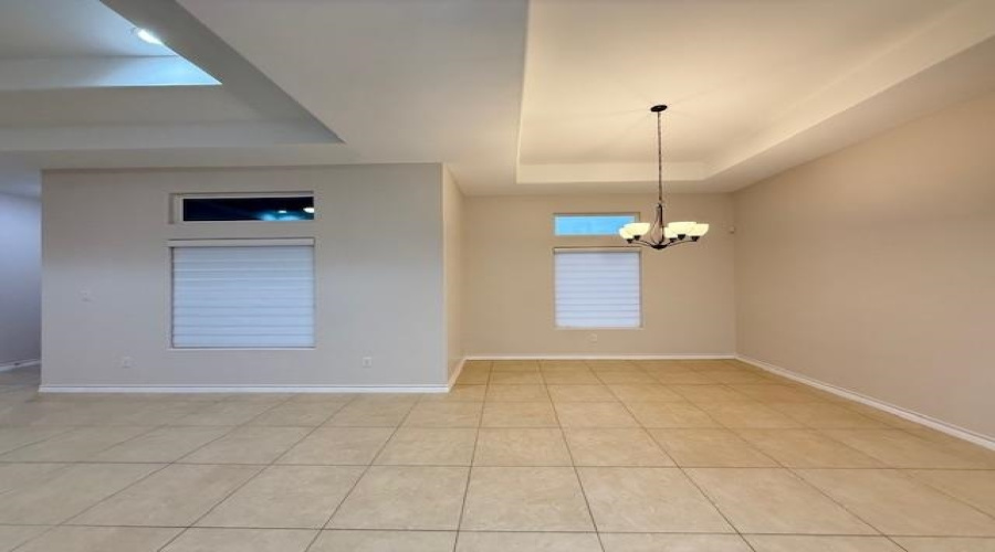 409 Glen Cook Dr., Laredo, Texas 78045-0000, 3 Bedrooms Bedrooms, 6 Rooms Rooms,2 BathroomsBathrooms,Residential,For Sale,409 Glen Cook Dr.,20261084