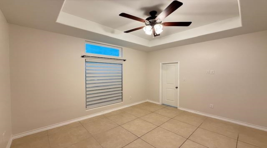 409 Glen Cook Dr., Laredo, Texas 78045-0000, 3 Bedrooms Bedrooms, 6 Rooms Rooms,2 BathroomsBathrooms,Residential,For Sale,409 Glen Cook Dr.,20261084