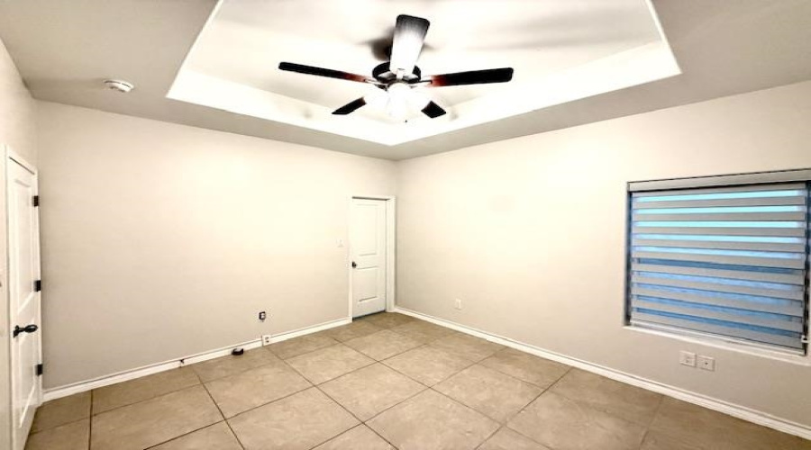 409 Glen Cook Dr., Laredo, Texas 78045-0000, 3 Bedrooms Bedrooms, 6 Rooms Rooms,2 BathroomsBathrooms,Residential,For Sale,409 Glen Cook Dr.,20261084