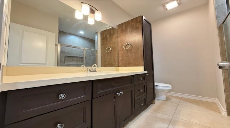 409 Glen Cook Dr., Laredo, Texas 78045-0000, 3 Bedrooms Bedrooms, 6 Rooms Rooms,2 BathroomsBathrooms,Residential,For Sale,409 Glen Cook Dr.,20261084