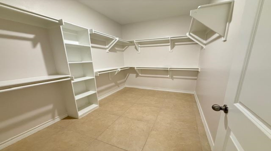 409 Glen Cook Dr., Laredo, Texas 78045-0000, 3 Bedrooms Bedrooms, 6 Rooms Rooms,2 BathroomsBathrooms,Residential,For Sale,409 Glen Cook Dr.,20261084