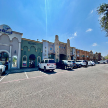 1705 E Del Mar Blvd, Laredo, Texas 78045, ,1 BathroomBathrooms,Commercial retail/office,For Rent,1705 E Del Mar Blvd,20261085