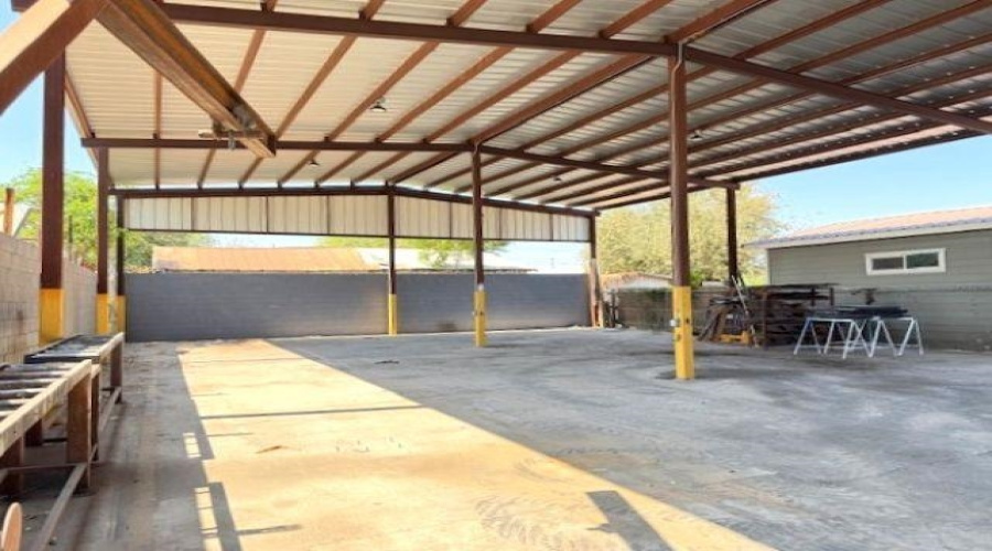 2808 San Bernardo Ave, Laredo, Texas 78040, ,1 BathroomBathrooms,Commercial retail/office,For Rent,2808 San Bernardo Ave,20261094