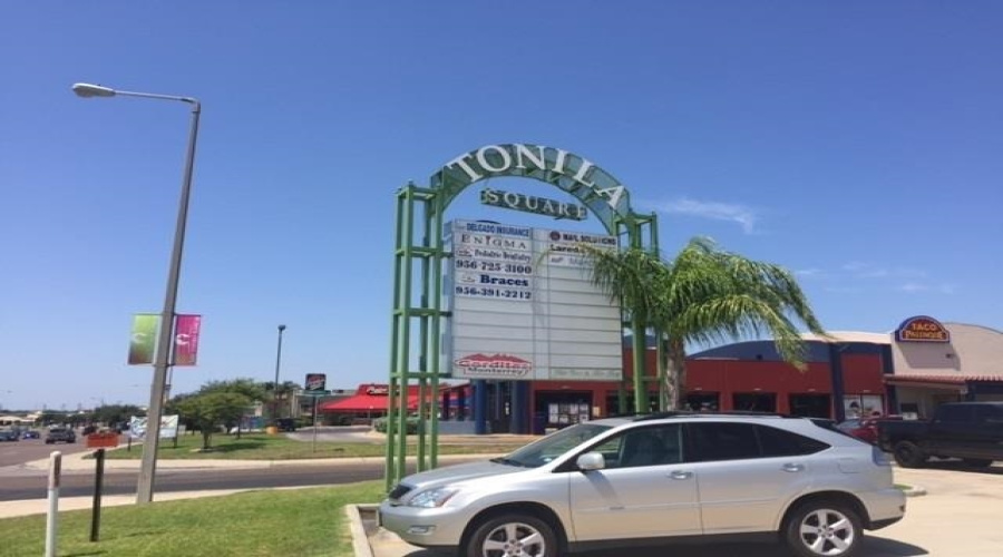 9902 McPherson Rd, Laredo, Texas 78045, 1 Room Rooms,2 BathroomsBathrooms,Commercial retail/office,For Rent,9902 McPherson Rd,20261096