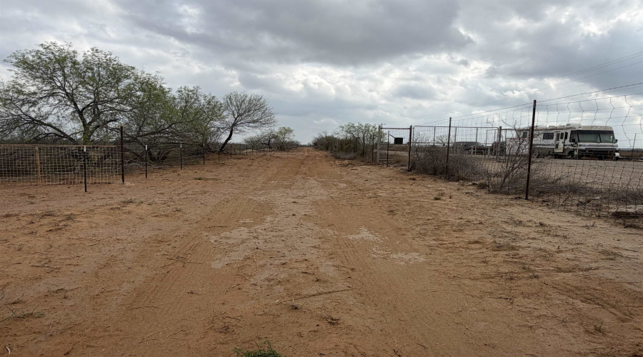 450 Ranch Road 6294H, LAREDO, Texas 78040, ,Land,For Sale,450 Ranch Road 6294H,20261090