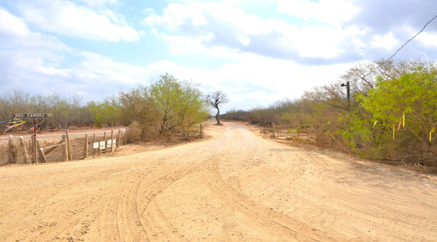 450 Ranch Road 6294H, LAREDO, Texas 78040, ,Land,For Sale,450 Ranch Road 6294H,20261090