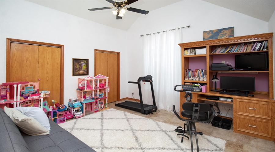 183 Vista Hermosa, Zapata, Texas 78076, 5 Bedrooms Bedrooms, 6 Rooms Rooms,3 BathroomsBathrooms,Residential,For Sale,183 Vista Hermosa,20261086