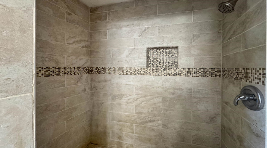 183 Vista Hermosa, Zapata, Texas 78076, 5 Bedrooms Bedrooms, 6 Rooms Rooms,3 BathroomsBathrooms,Residential,For Sale,183 Vista Hermosa,20261086