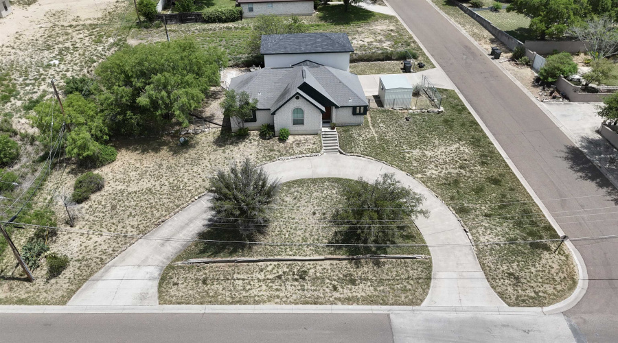 183 Vista Hermosa, Zapata, Texas 78076, 5 Bedrooms Bedrooms, 6 Rooms Rooms,3 BathroomsBathrooms,Residential,For Sale,183 Vista Hermosa,20261086