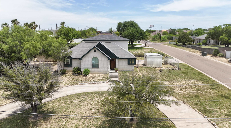183 Vista Hermosa, Zapata, Texas 78076, 5 Bedrooms Bedrooms, 6 Rooms Rooms,3 BathroomsBathrooms,Residential,For Sale,183 Vista Hermosa,20261086