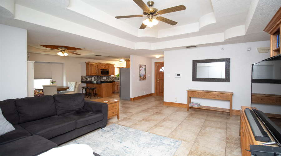 183 Vista Hermosa, Zapata, Texas 78076, 5 Bedrooms Bedrooms, 6 Rooms Rooms,3 BathroomsBathrooms,Residential,For Sale,183 Vista Hermosa,20261086