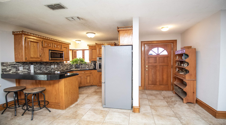 183 Vista Hermosa, Zapata, Texas 78076, 5 Bedrooms Bedrooms, 6 Rooms Rooms,3 BathroomsBathrooms,Residential,For Sale,183 Vista Hermosa,20261086