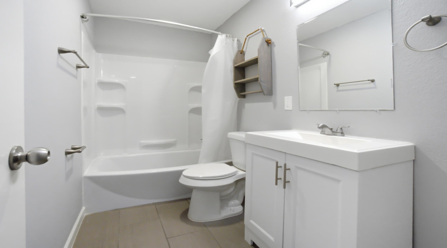 138 Martingale Ln, LAREDO, Texas 78041-2231, 3 Bedrooms Bedrooms, 7 Rooms Rooms,2 BathroomsBathrooms,Residential,For Sale,138 Martingale Ln,20261091