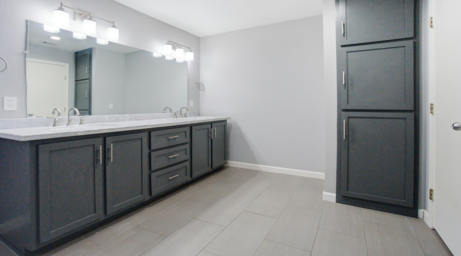 138 Martingale Ln, LAREDO, Texas 78041-2231, 3 Bedrooms Bedrooms, 7 Rooms Rooms,2 BathroomsBathrooms,Residential,For Sale,138 Martingale Ln,20261091