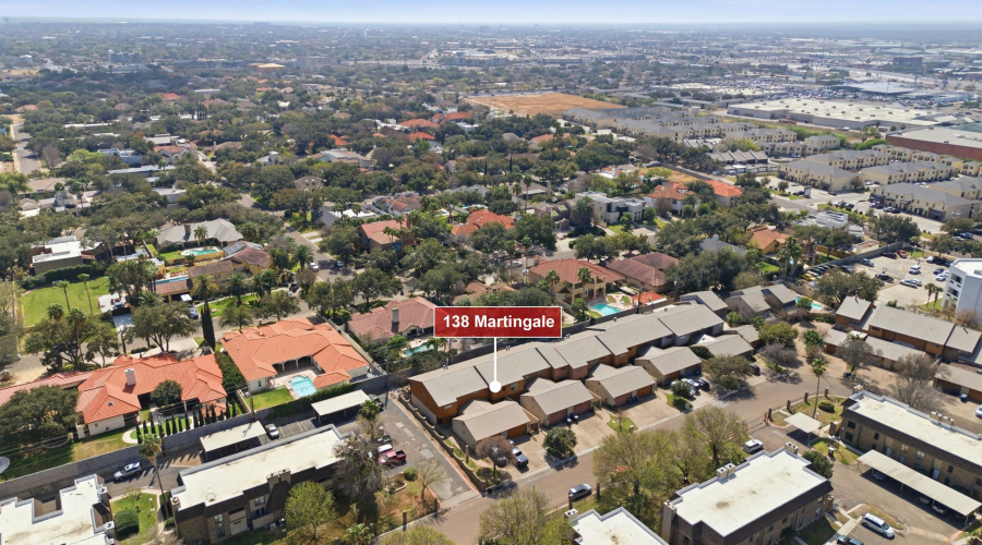 138 Martingale Ln, LAREDO, Texas 78041-2231, 3 Bedrooms Bedrooms, 7 Rooms Rooms,2 BathroomsBathrooms,Residential,For Sale,138 Martingale Ln,20261091